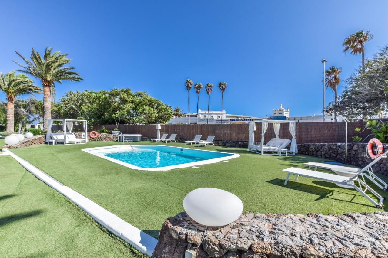 Villas New Lanzasuites Playa Blanca  Exterior foto