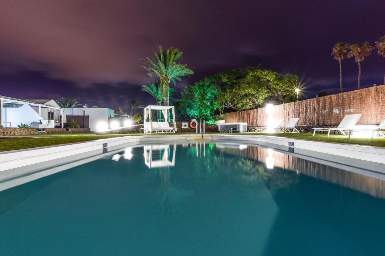 Villas New Lanzasuites Playa Blanca  Exterior foto